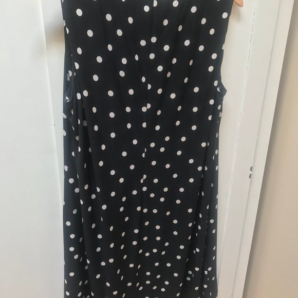 Tommy Hilfiger - Picture 3 of 3